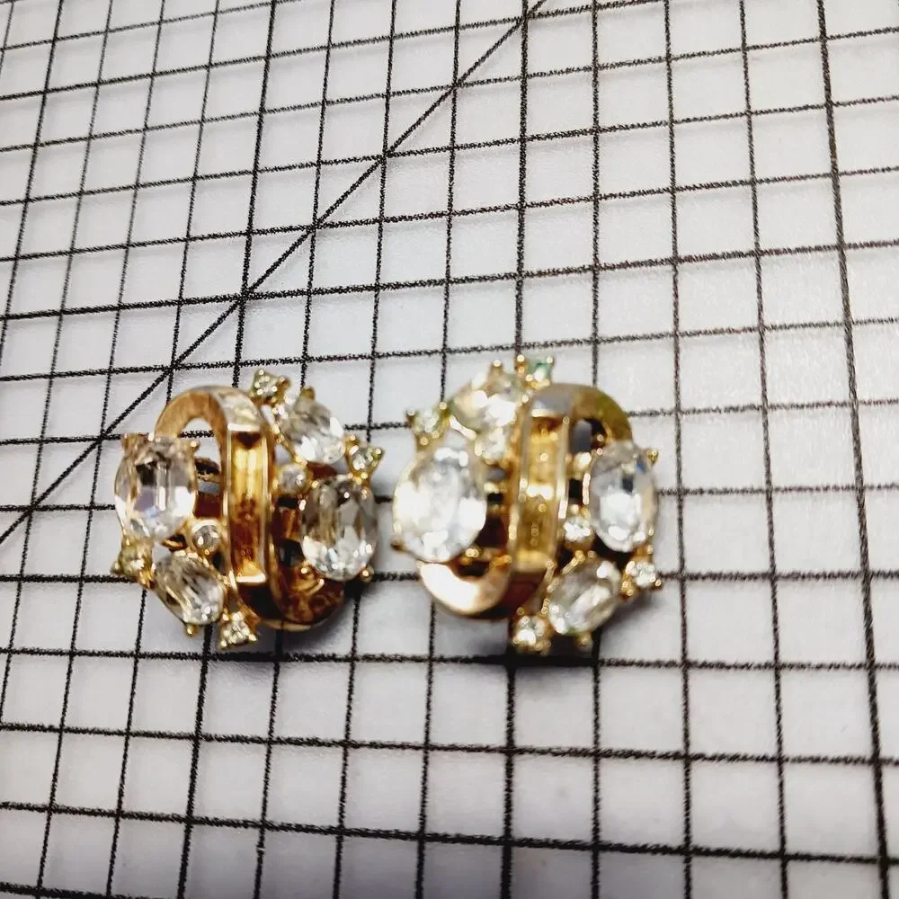 Earrings Clip VTG Trifari Gold Tone Marquise Swirl Clear Rhinestones Signed 60's